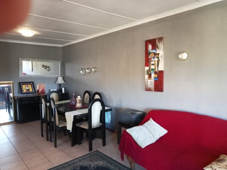 2 Bedroom Property for Sale in Quigney Eastern Cape